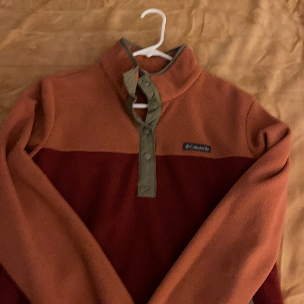 Size large Columbia Pullover